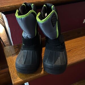 Kids Black and Green Winter snow Boots
